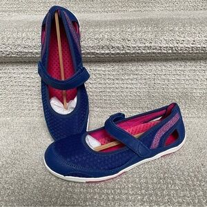 NWT Lands End Mary Jane Indigo Pink Shimmer Girl's Water Shoes Beach Summer Pool